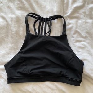 High-neck energy(?) bra